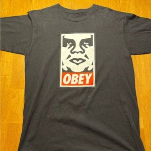 Obey propaganda Andre the giant shirt